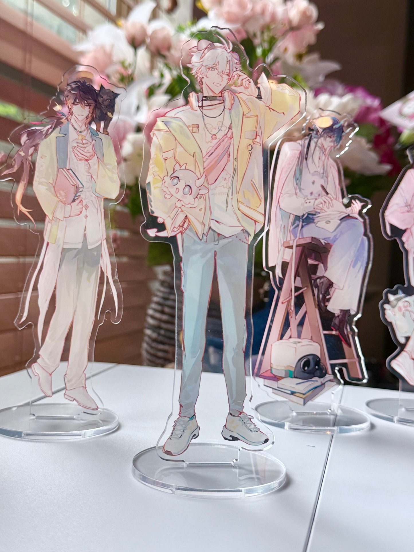 Standees