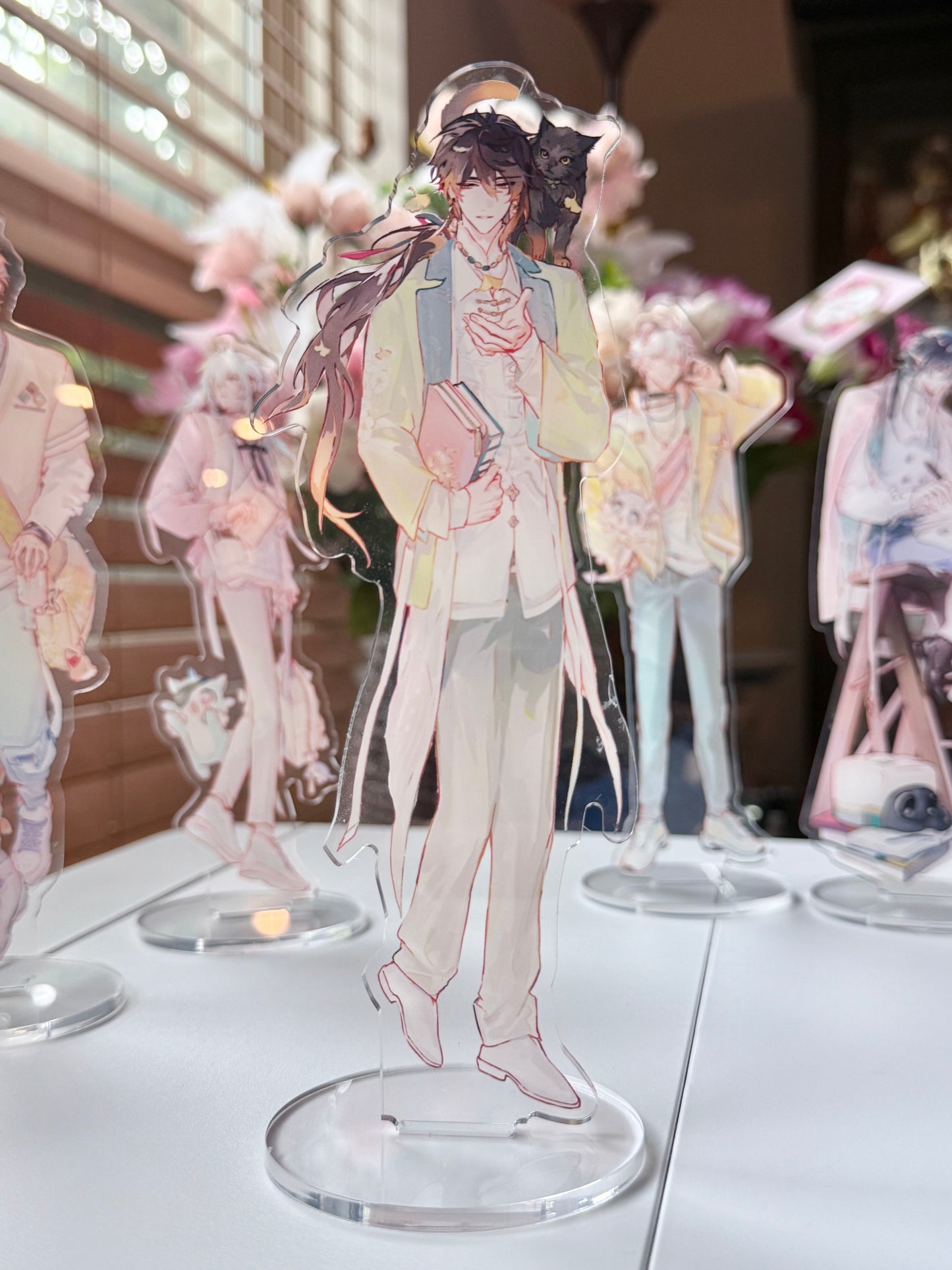 Standees