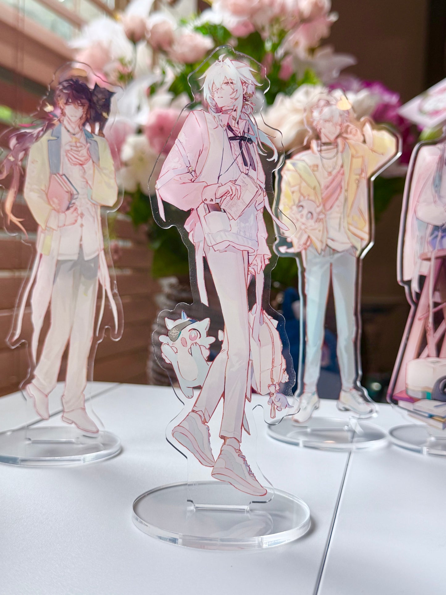 Standees