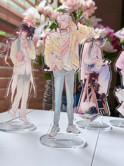 Standees